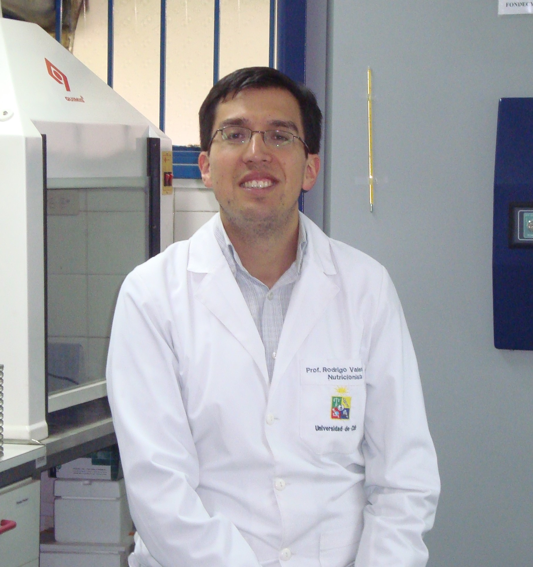 Dr Rodrigo Valenzuela